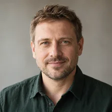 Portret autora Piotr Zieliński